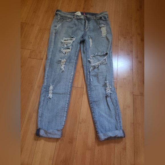 Women Light Distressed Cuffed Boyfriend Jeans - Picture 1 of 4